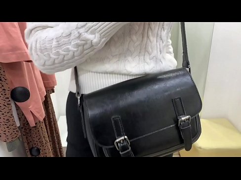 ❤️ Javna masturbacija mlade kučke FeralBerry sa dildom u sobi za provjeru ❤️❌ Seks video kod nas ️❤